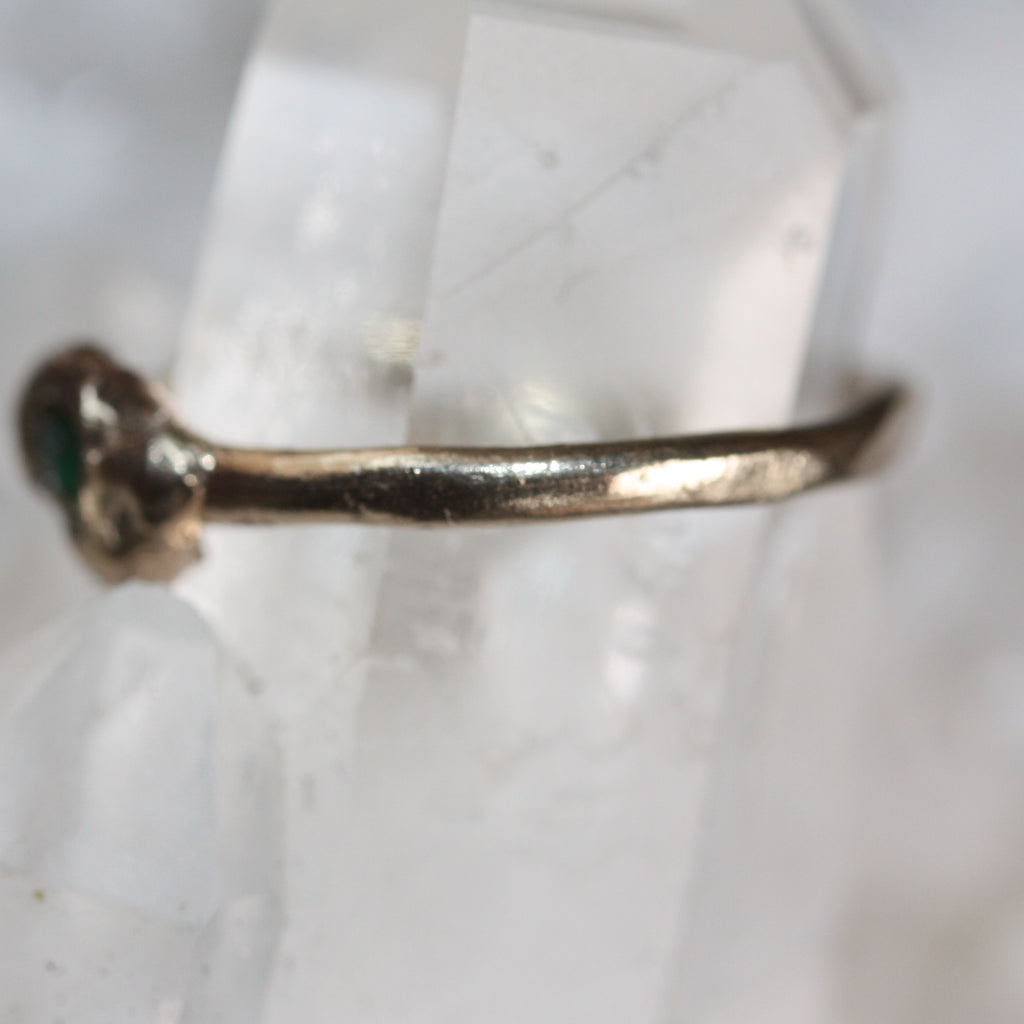 9ct A Gold Organic Emerald Ring
