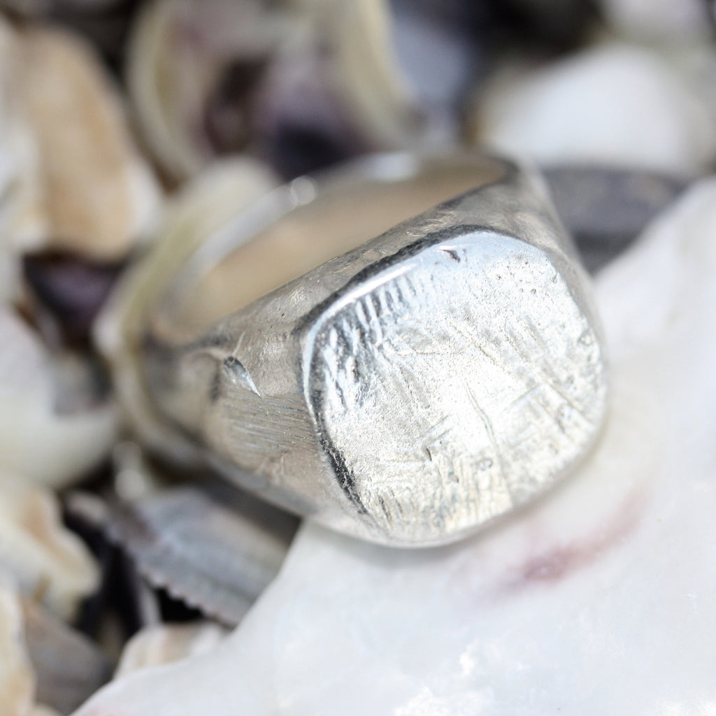 Wabi-sabi signet Ring
