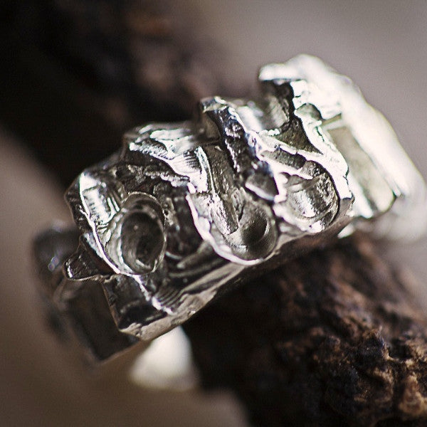 Ring Barked Pinky ( Unisex)