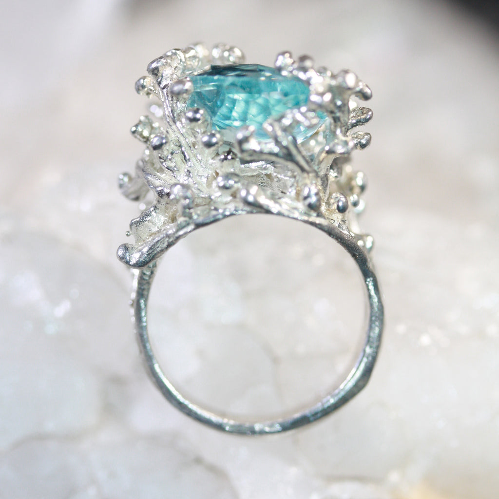 Twig Ring A - Blue Topaz