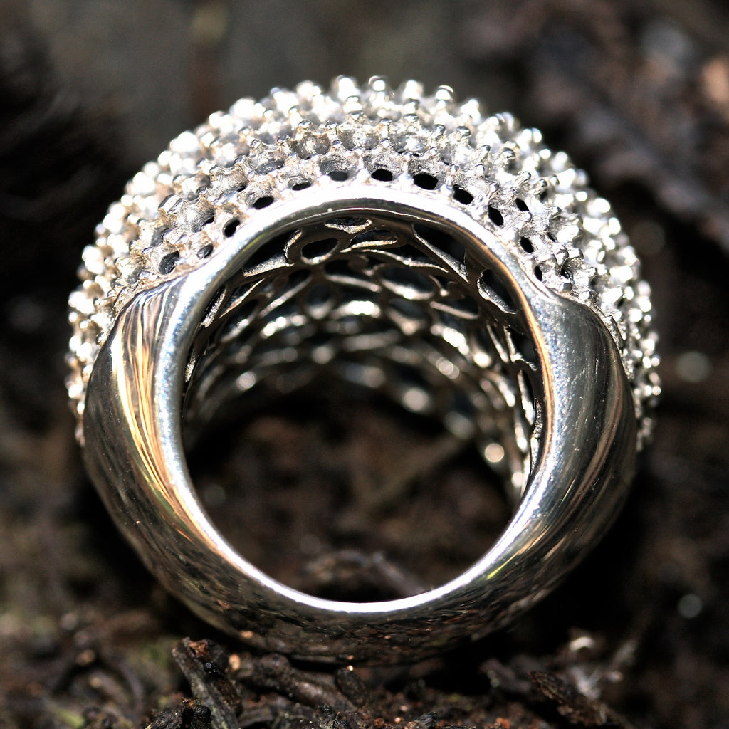 Pod Ring With Stones