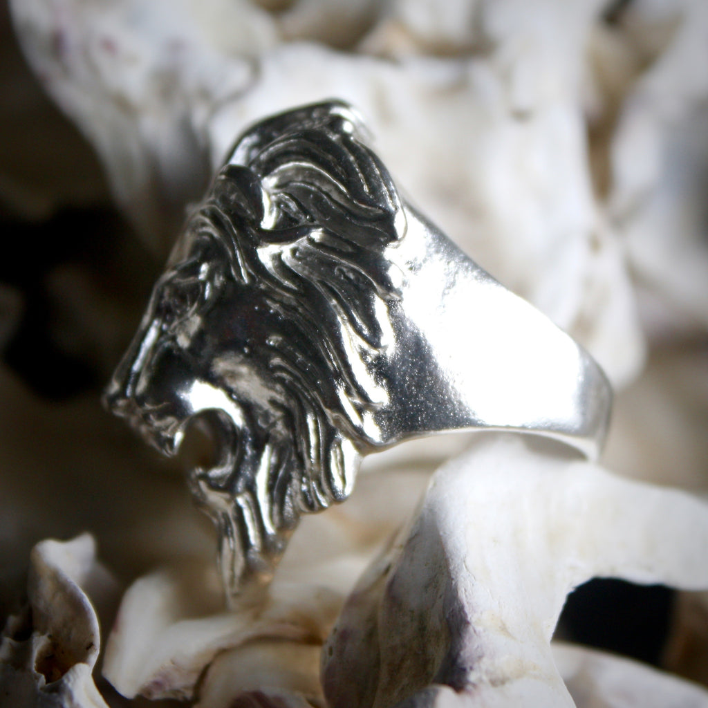 Dear Lion Heart Ring