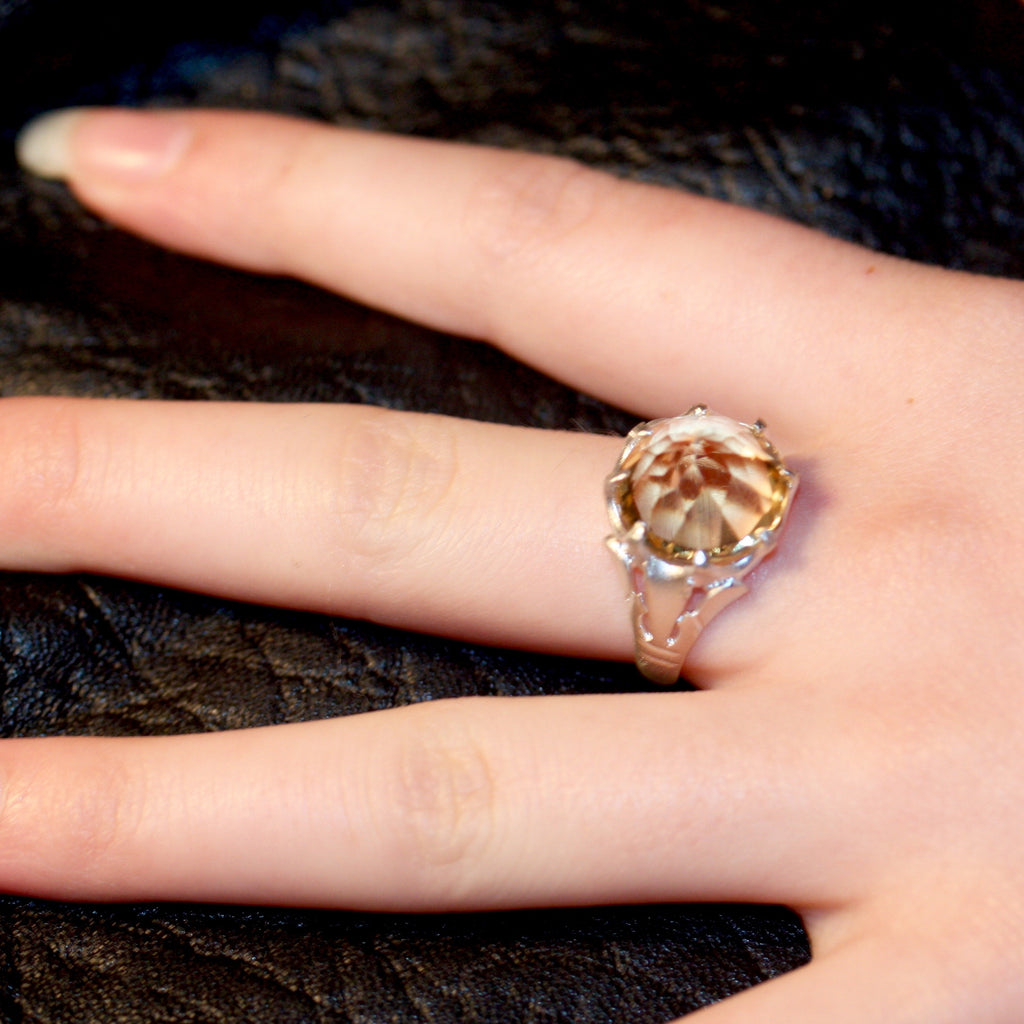 1 A A citrine up point leaf pod ring