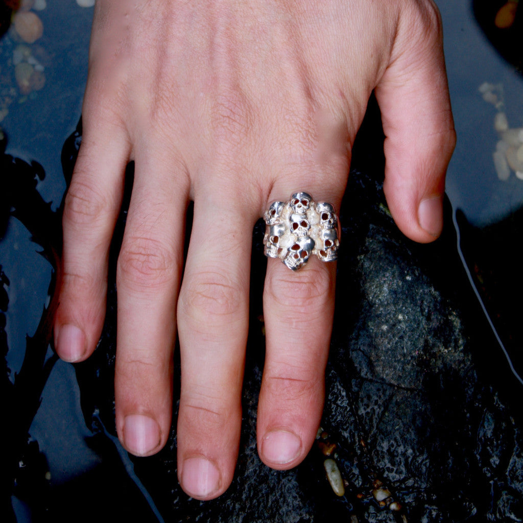 Skull Catacomb Memory Ring